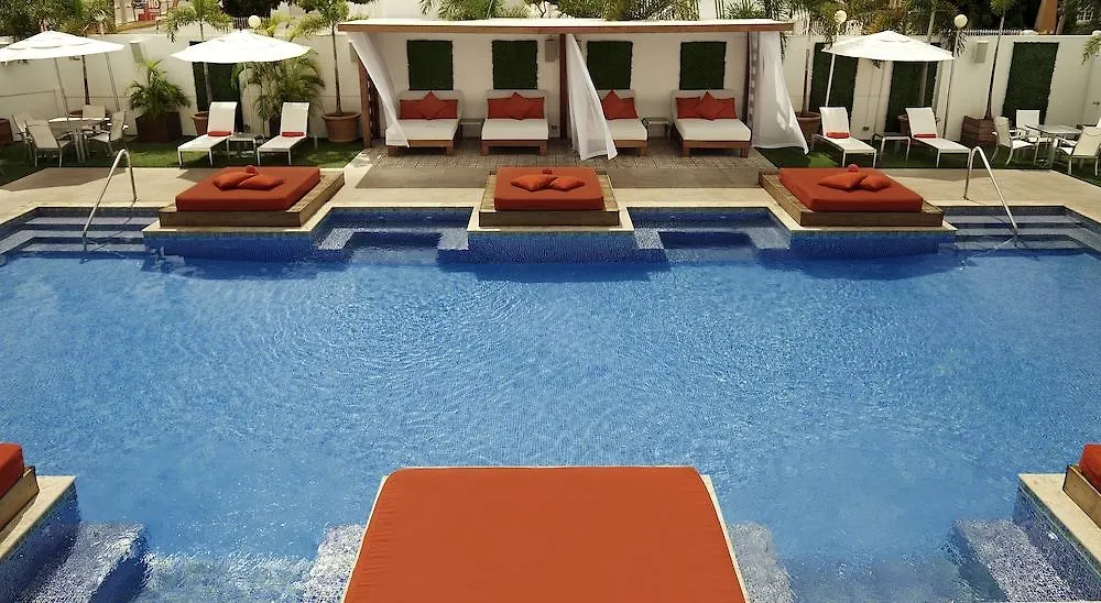 *****  S Hotel Kingston Jamaica