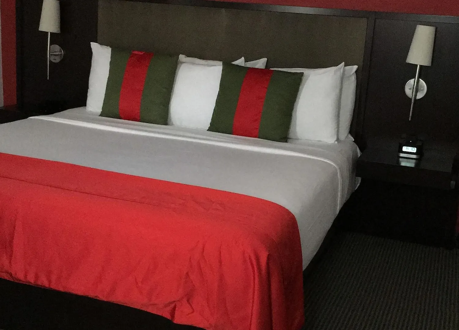 *****  S Hotel Kingston Jamaica