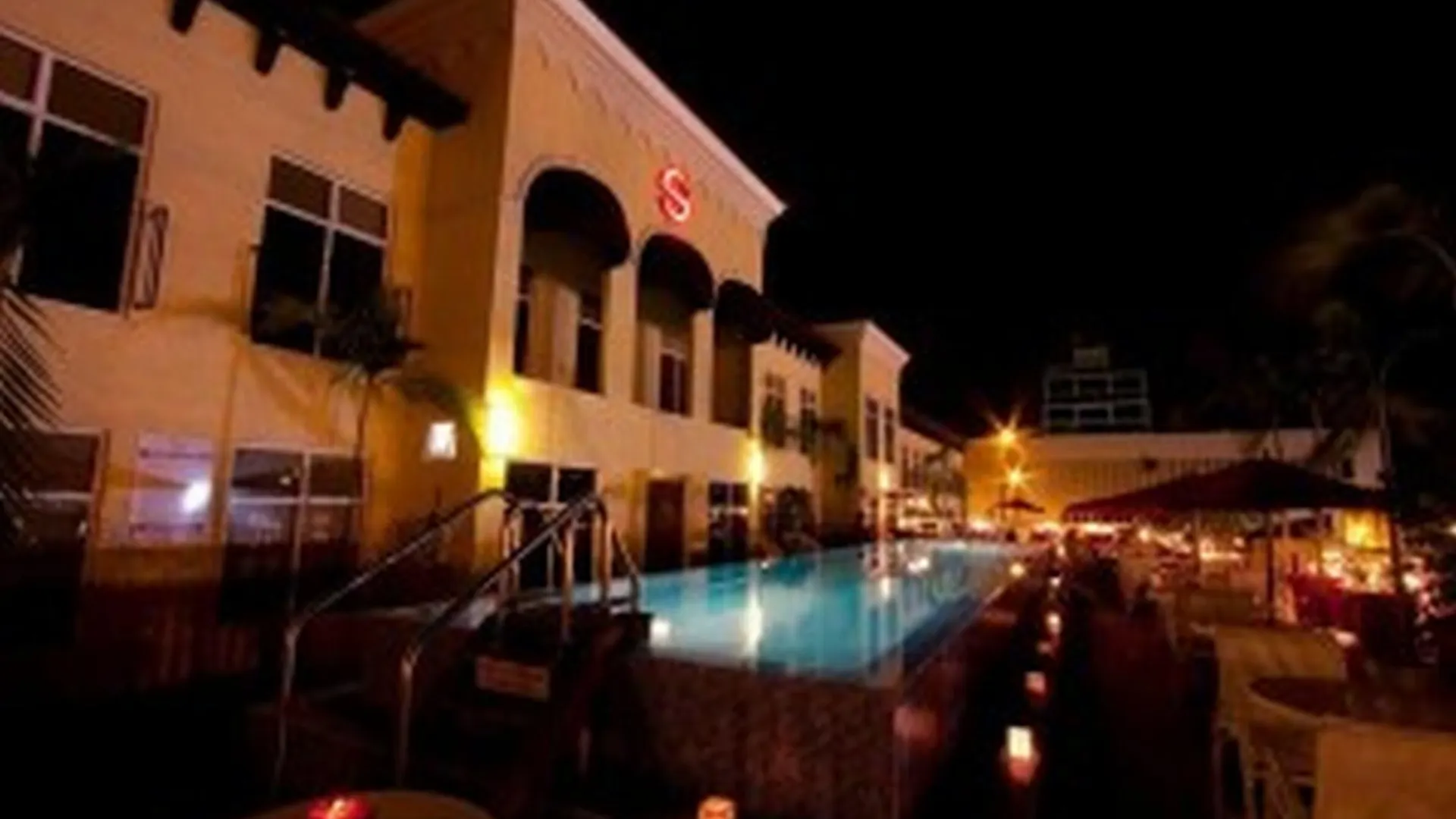 S Hotel Kingston