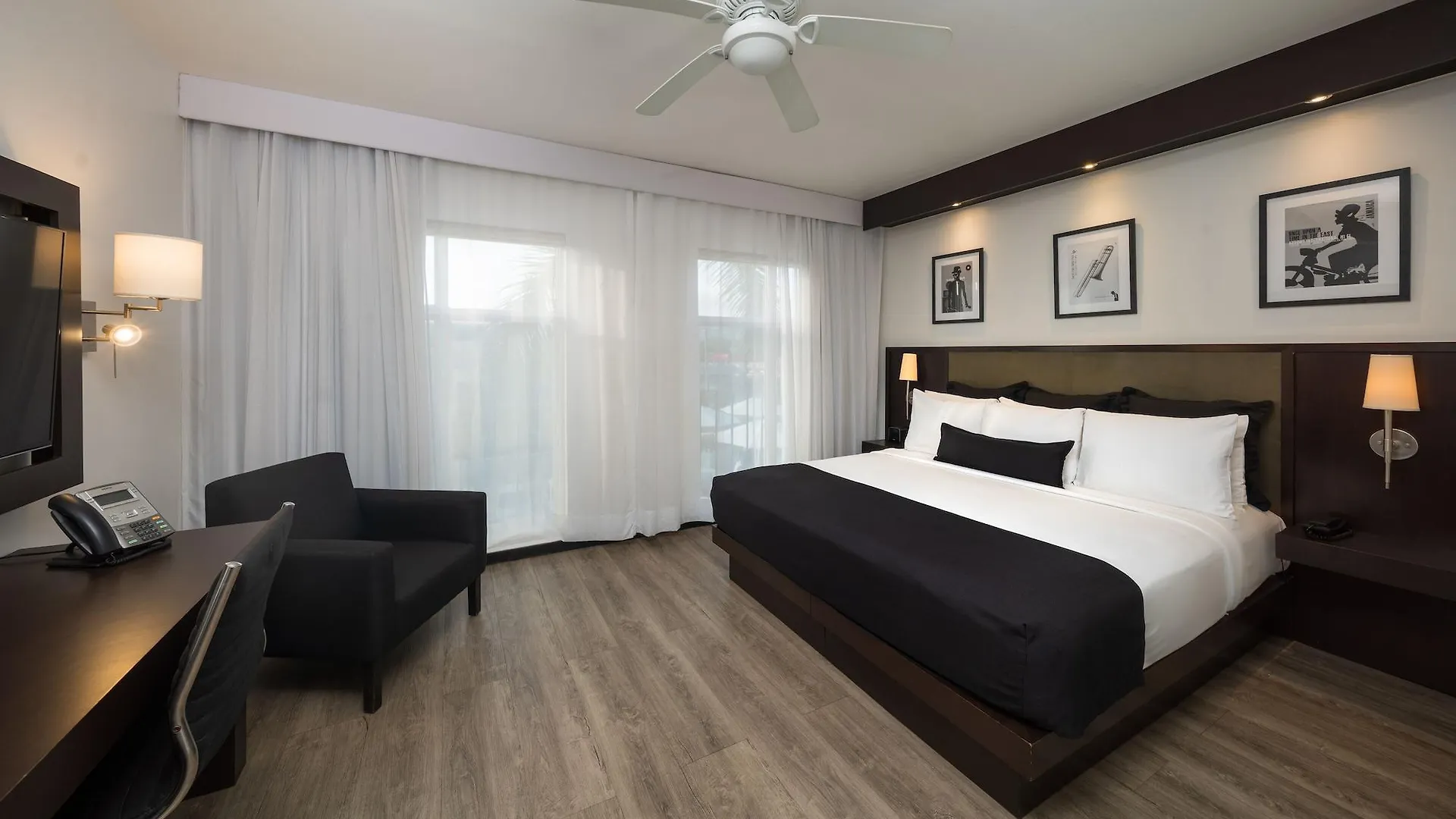 S Hotel Kingston