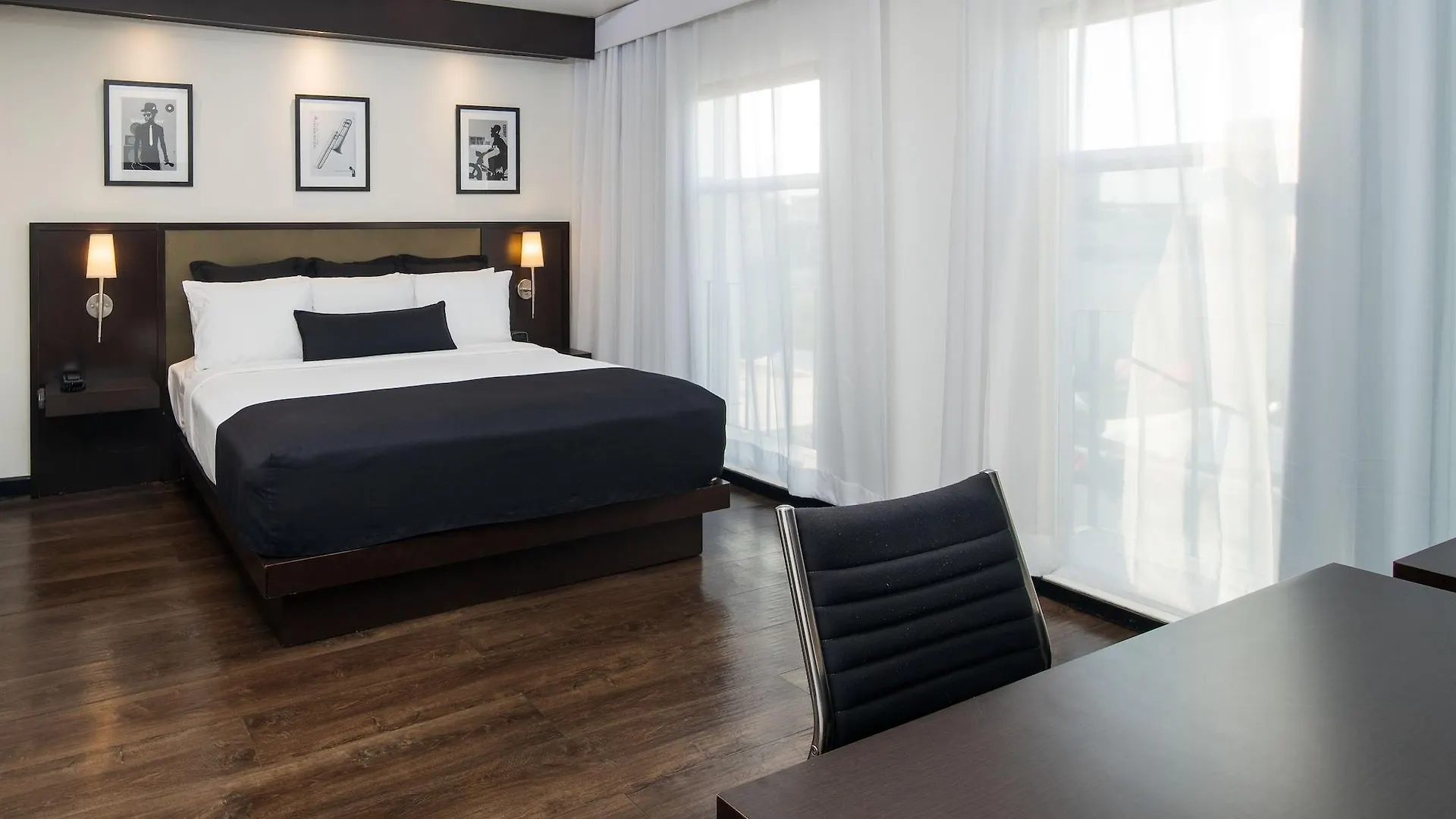 S Hotel Kingston 5*,